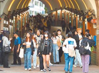 不會兩頭空 勞動部：就學補助、學費差額同時請、擇一領