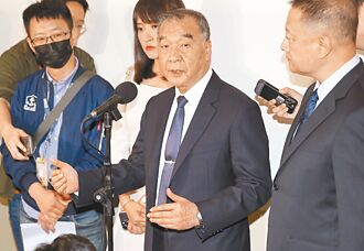 黃曙光請辭 邱國正：潛艦小組不會解編