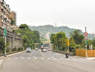 汐止康寧街拓寬 改車族深夜炸街