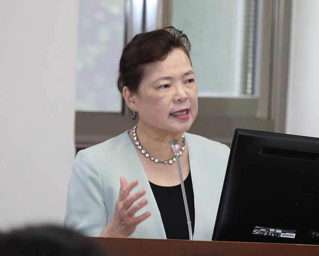 蔡英文总统任内最长经长，王美花即将卸任。（图／姚志平摄）