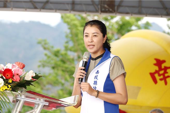 南投县长许淑华在民安10号演习致词，指南投偏远又多山，不管战争或天灾易生复合式灾害，盼透过演习强化各项灾害防救应变机制。（杨静茹摄）