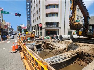 獨》假施工理由「切西瓜」 求診老人遭澎湖公車放鴿子