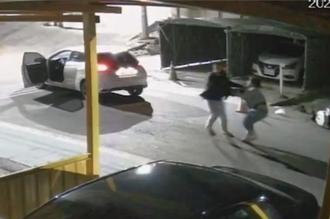 不滿被提分手！猛撞女友害全身傷 莽男落跑100公尺就被逮