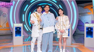 胡瓜豪擲10萬獎金犒賞員工「沒搭過經濟艙」洩密非凡身家