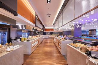 「這麼做」到台北凱達自功餐廳用餐 兩人同行一人免費