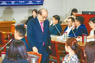 無知學者 談何改革