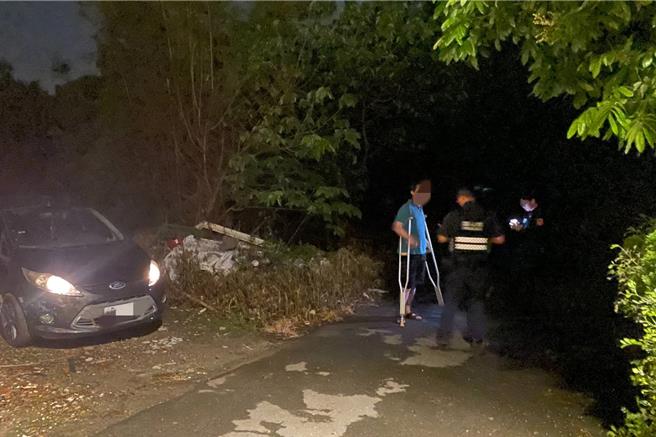 大園警方查緝3人到案送辦，並積極查緝另一名涉案男子。（翻攝照片／蔡明亘桃園傳真）