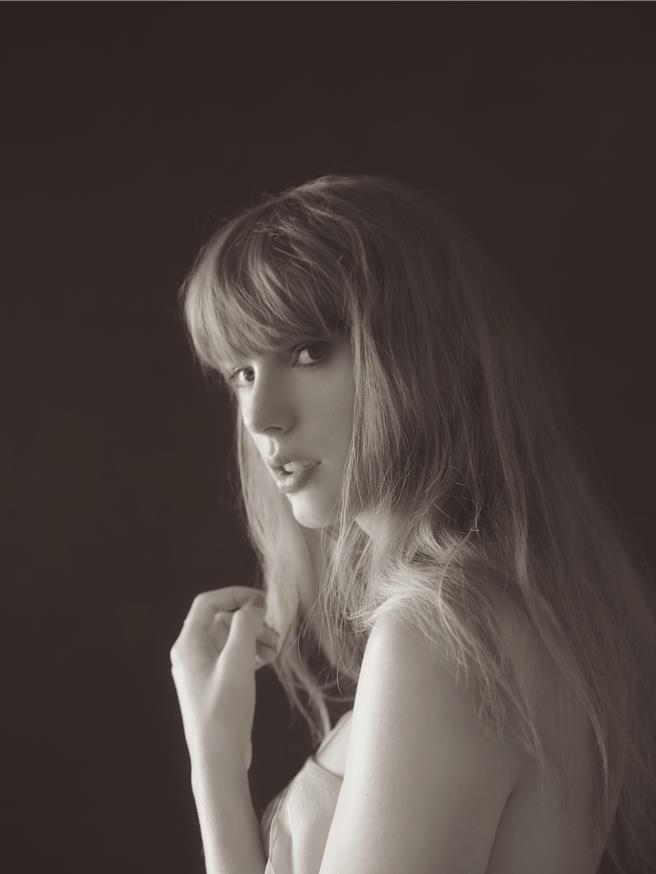 天后泰勒丝推出第11张新专辑 《折磨诗人俱乐部》。（环球音乐提供）