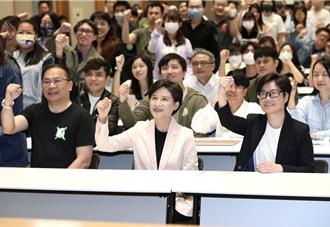 朝野攻防年改　郑丽君：年金制度永续、世代互助很重要