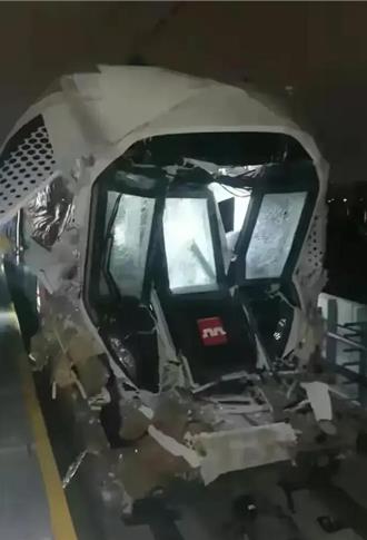 西安地鐵10號線試車追尾車毀   傷亡不明