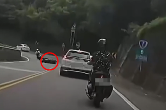 19歲中輟生台7乙跑山「疑彎道失控」 連人帶車猛撞畫面曝光