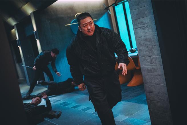 马东石亲自企划、主演《犯罪都市4》预售率逼近70％破该系列纪录。（车库娱乐提供）
