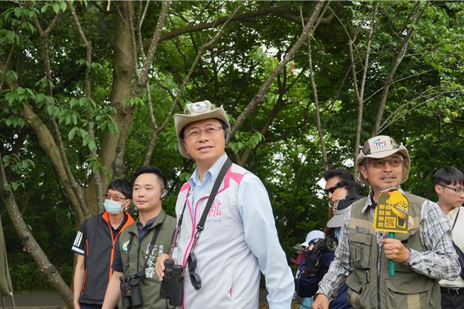 供電問題頻傳，台電總經理王耀庭請辭，桃園市長張善政表示，國家整體能源政策走向錯誤的道路，根本不是一個台電總經理可以解決的問題，也不該只讓台電承擔。（）