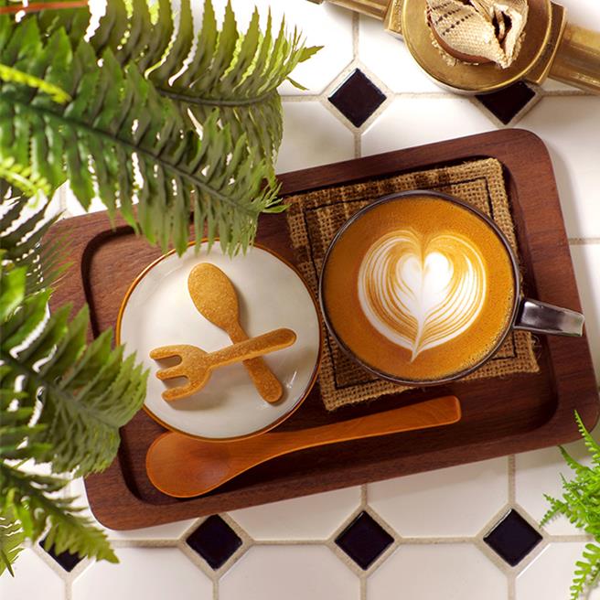 「華山町餐酒館」下午茶單人套餐券含甜點與咖啡或茶類各1份，使用期限至9月30日，示意圖。(天成飯店集團提供)