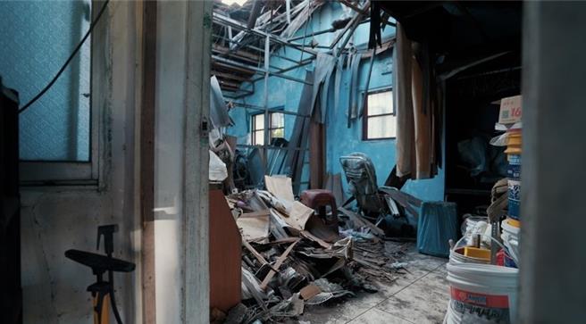 卧房修缮前。（屏县府提供／罗琦文屏东传真）