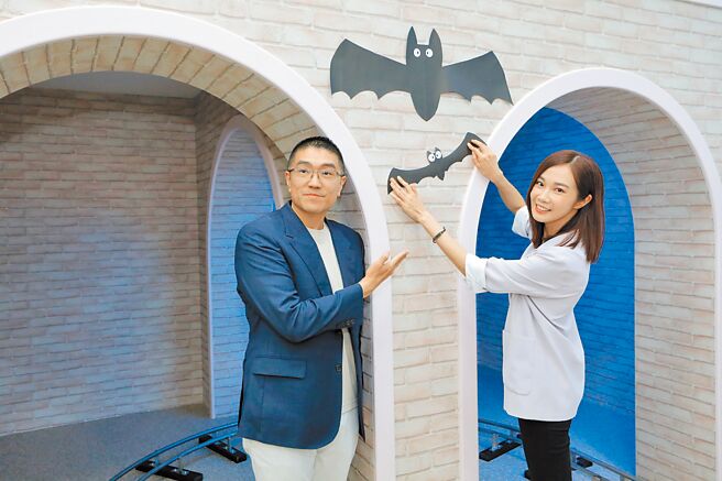 基隆市长谢国梁（左）与政策大使杨宝桢（右）。（资料照，基隆市政府提供／徐佑升基隆传真）