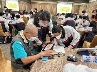 55歲以上民眾就近學習 教育部核定369所樂齡學習中心