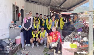 偏鄉學校知恩圖報 六龜高中偕民團為家鄉獨老重建家園