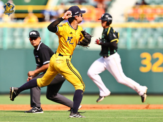 中職》不再被魏碩成「嚇哭」 楊祥禾美技守備獲得學長肯定