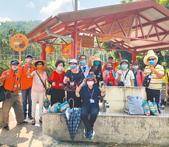 新故乡愿景》培训老少导览志工 行销家乡之美