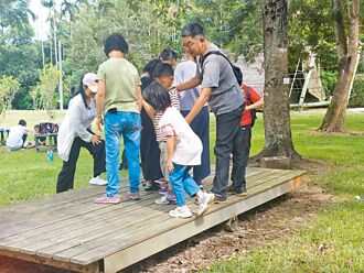 防儿虐 南投家扶吁民当「鸡婆邻居」