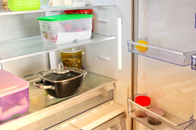 冰箱存放各种食物，难免会有异味。（示意图，shutterstock／达志）