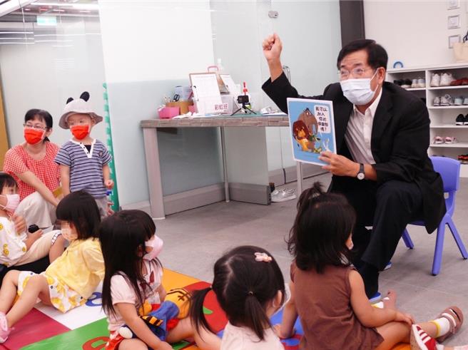 国教是否向下延伸，成为教育界的重要话题。（教育部提供／林志成台北传真）