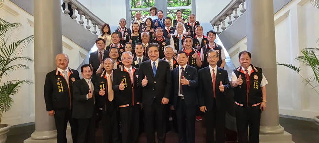 世界簡姓宗親總會代表 拜會監察院。（照片/世界簡姓宗親總會提供)