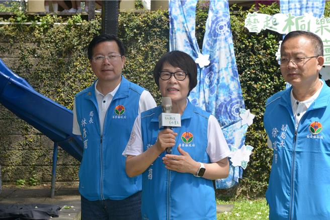 副县长邓桂菊等人为活动揭开序幕。（苗栗县政府提供／李京升苗栗传真）