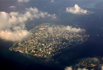 馬爾地夫國會大選 親中總統壓倒性勝選