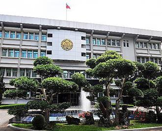 高薪看這裡！調查局特考8月登場 起薪77K釋出127名額