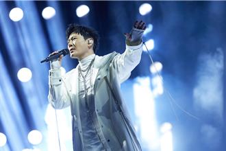 張信哲突宣布脫單了　公開示愛頻冒「領證感」