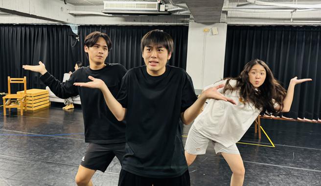 《以为是BL结果是BFF》歌舞贯穿全剧，呈现音乐剧高度娱乐性。（图／摄影李奕玱、高雄市文化局提供 ）