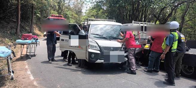 中科院九鹏基地传出巨响，一度引起附近民眾关注，原来是基地内包商车辆发生车祸。（图／警方提供）