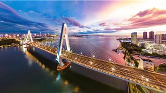 广东佛山九江大桥防撞墩受擦碰 船只沉没4失联