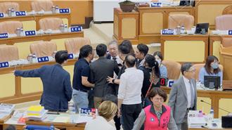 不滿「偏門陋習」竟被同黨議長飆5字髒話、砸手機 陳明義：已互相諒解