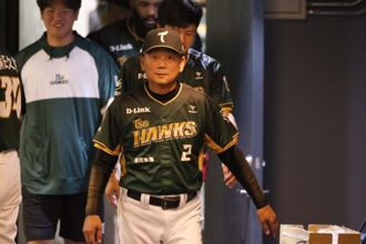 台鋼洪總困球場「小漣漪變瘋狗浪」澄清沒要出走高雄！跟市長說抱歉