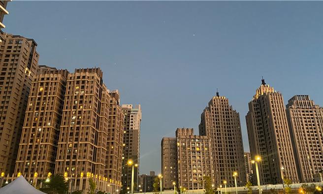 113年度房屋税将于5月1日开徵，新竹市税务局统计，今年自住家用房屋达16万5555户，较去年增加3463户。（陈育贤摄）