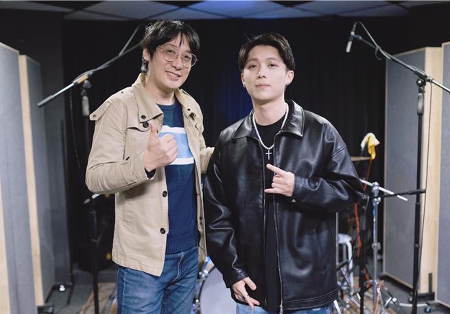 藤井俊充擔任方立維《寫予妳的批》製作人。（新視紀整合行銷提供）