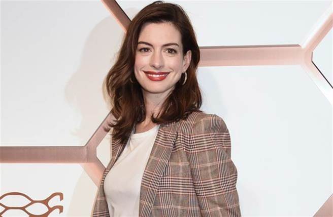 安海瑟薇自爆曾和10位演员亲热。（图: shutterstock／达志）