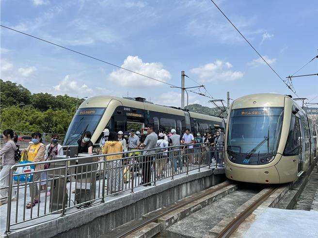 新北安坑轻轨外观。（取自新北市捷运局脸书）