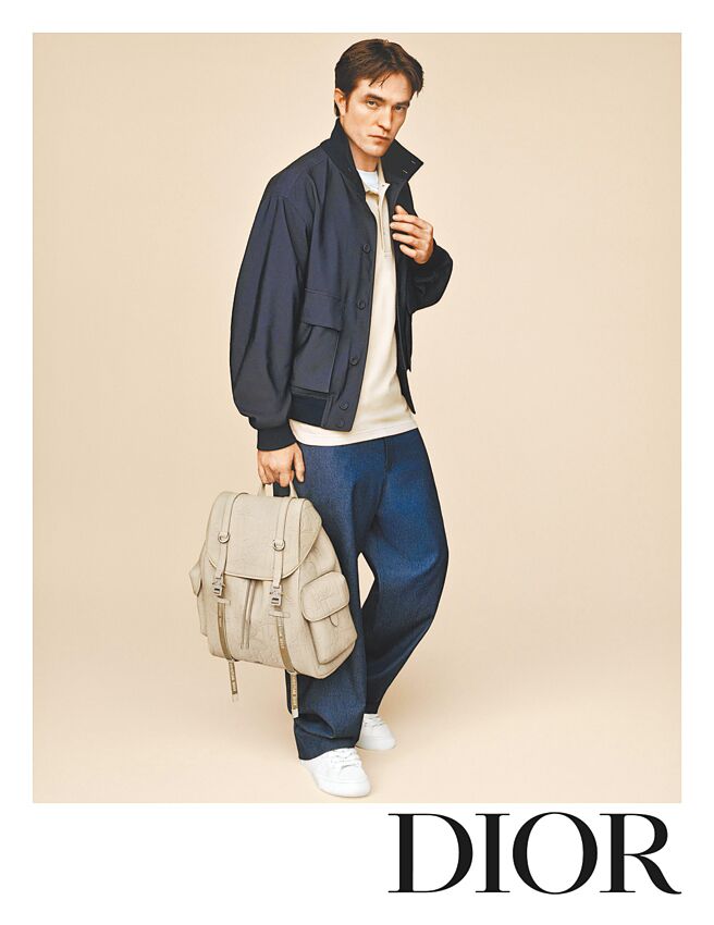 羅伯派汀森出鏡演繹Dior Icons膠囊系列形象廣告。（Dior提供）