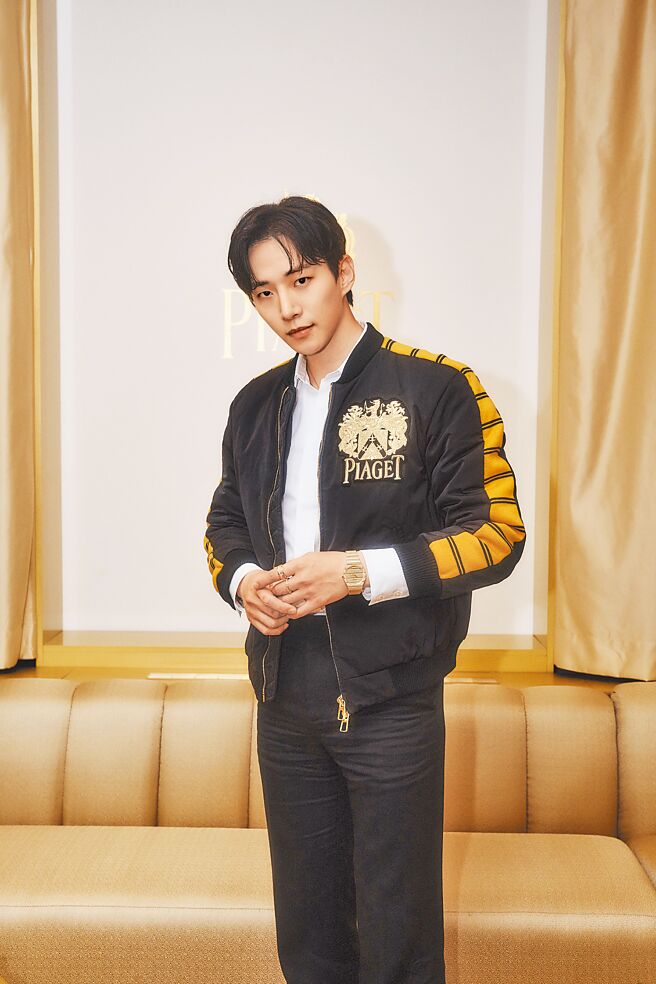 李俊昊荣升伯爵全球形象大使，佩戴伯爵最新款全K金POLO表，帅气破表。（PIAGET提供）