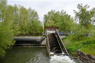 饒慶鈴率團參訪瑞士 借鏡再生能源盼綠能帶動觀光