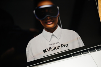 郭明錤曝苹果Vision Pro出货砍半内幕 惊揭3产业惨况