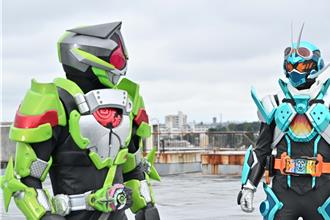 新生代小鮮肉共演最新《假面騎士》 靠瘦身話題拉近距離