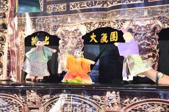 青銀共學 慈濟科大瑞智憶學苑上演憶起來看偶