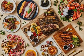 迎母亲节！新板希尔顿身分证对中513、514   自助餐4人同行1人免费