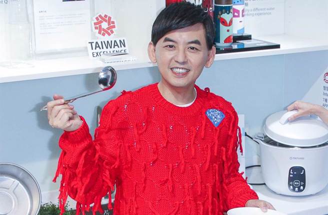 陳孝志寫歌暗諷網紅藉黃子佼爭議賺流量。（圖／中時資料照）