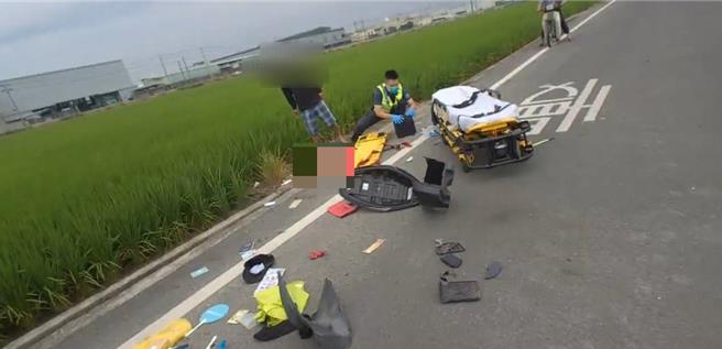 嘉县消防局出动嘉太分队、新港分队救护车前往救援，但吕姓夫妻已无生命迹象。（嘉义县消防局提供∕吕妍庭嘉义传真）